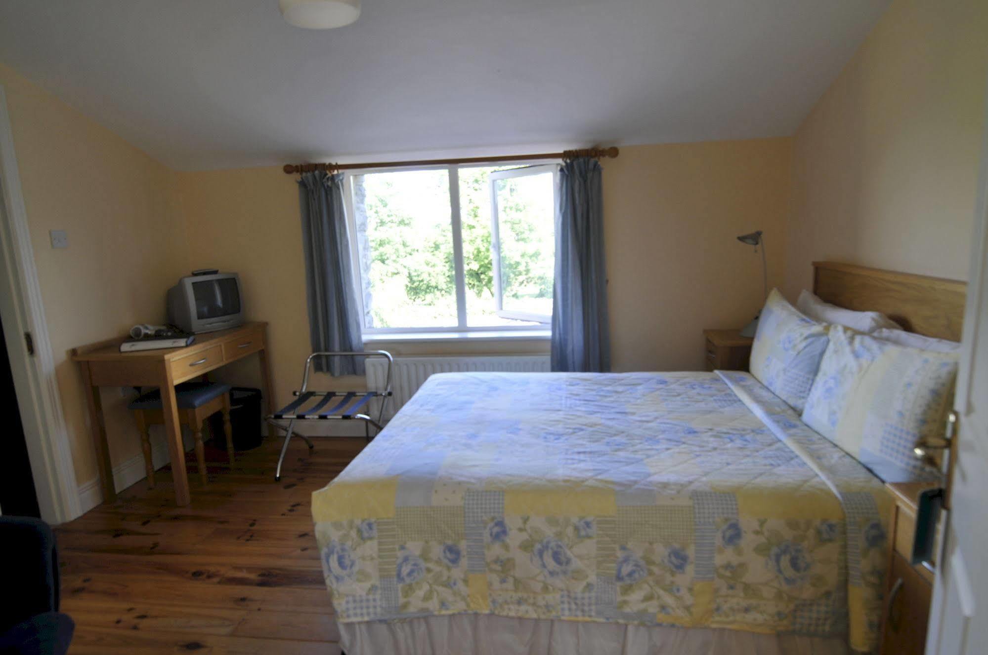 Carrowntober House B & B オーターアード エクステリア 写真